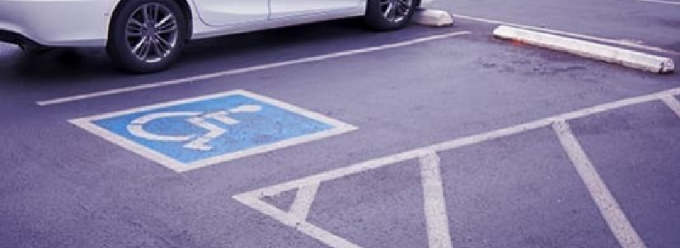 Microcar e disabilità: vantaggi e svantaggi per un conducente disabile