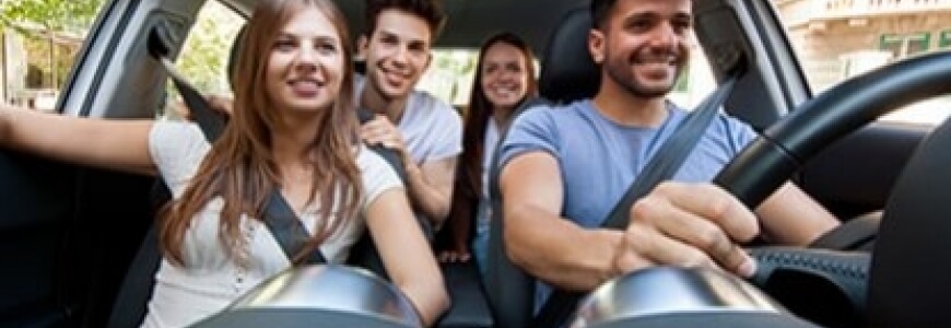 La voiture sans permis, amenée à remplacer le scooter chez les ados ?