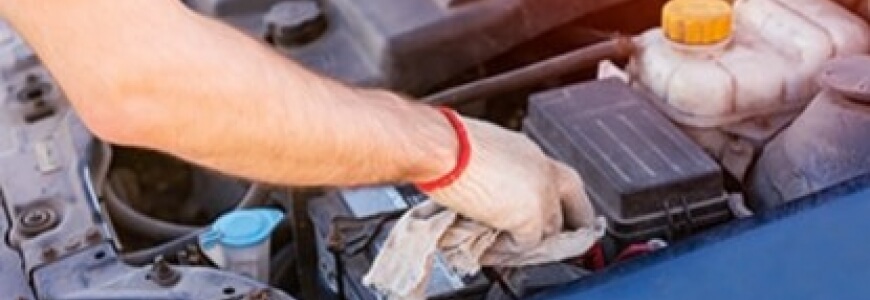 Cambiare la batteria su Aixam e altre microcar