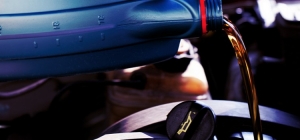 Huile moteur : 10w40 ou 5w40, laquelle choisir pour votre voiture sans permis ?